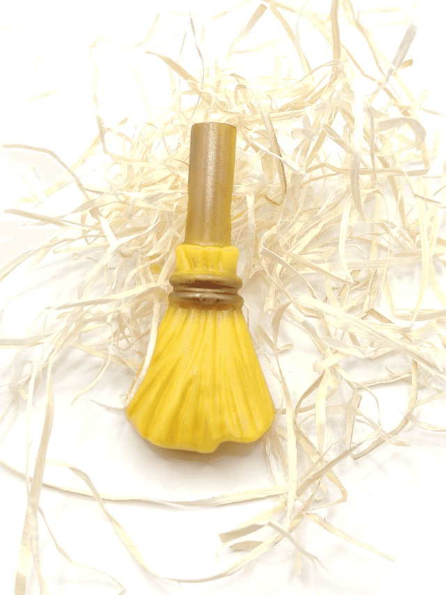 🧹 Fondant parfumé – Balai Magique
